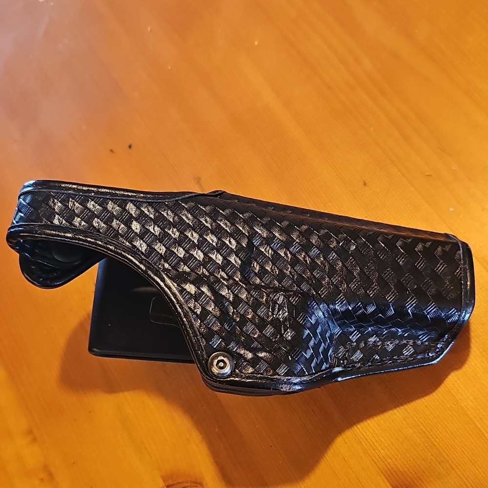 Bianchi Duty Holster Leather/Polymer Belt OWB Black Pistol Hunting for G17